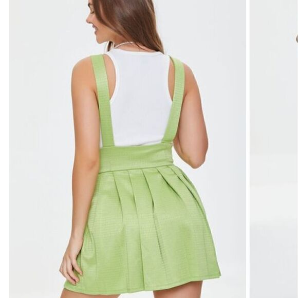 Adorable Forever 21 Checkered Suspender Skirt Size Small EUC - Picture 3 of 13